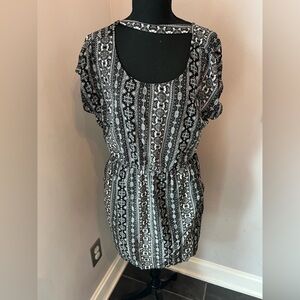 Pink Republic Women’s Dress Black and White XL